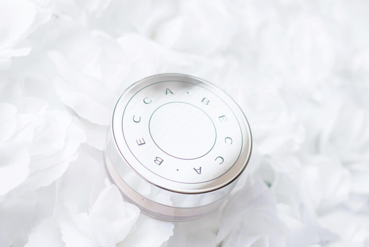Becca Hydra-Mist Set & Refresh Powder opinie